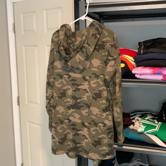 Forever 21 long sweater with hood - Picture 3 of 3